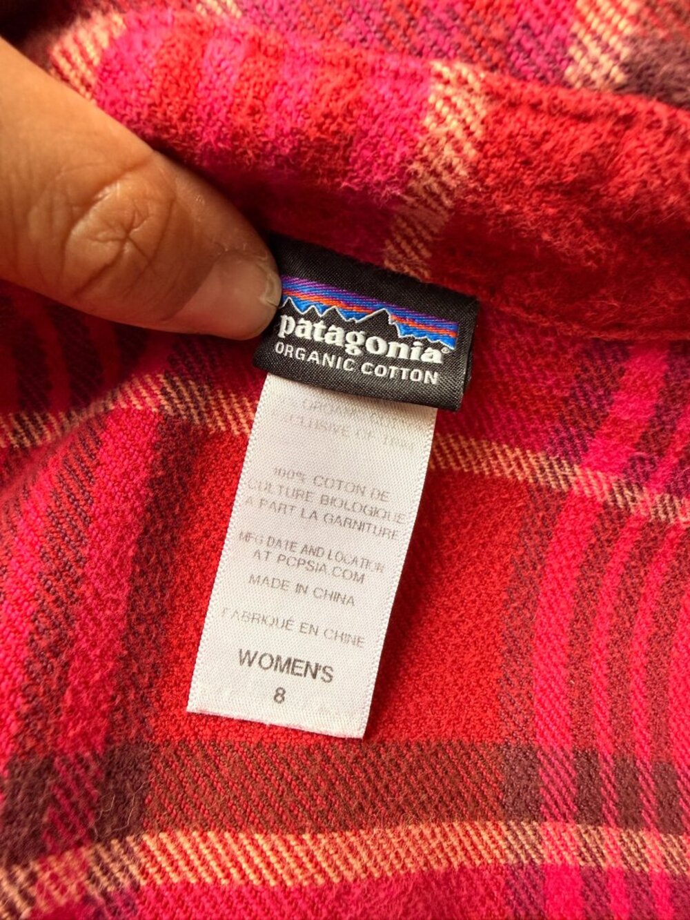Patagonia Organic Cotton Plaid Flannel Shirt Women's 8 Red Pink Button Up - Picture 4 of 8